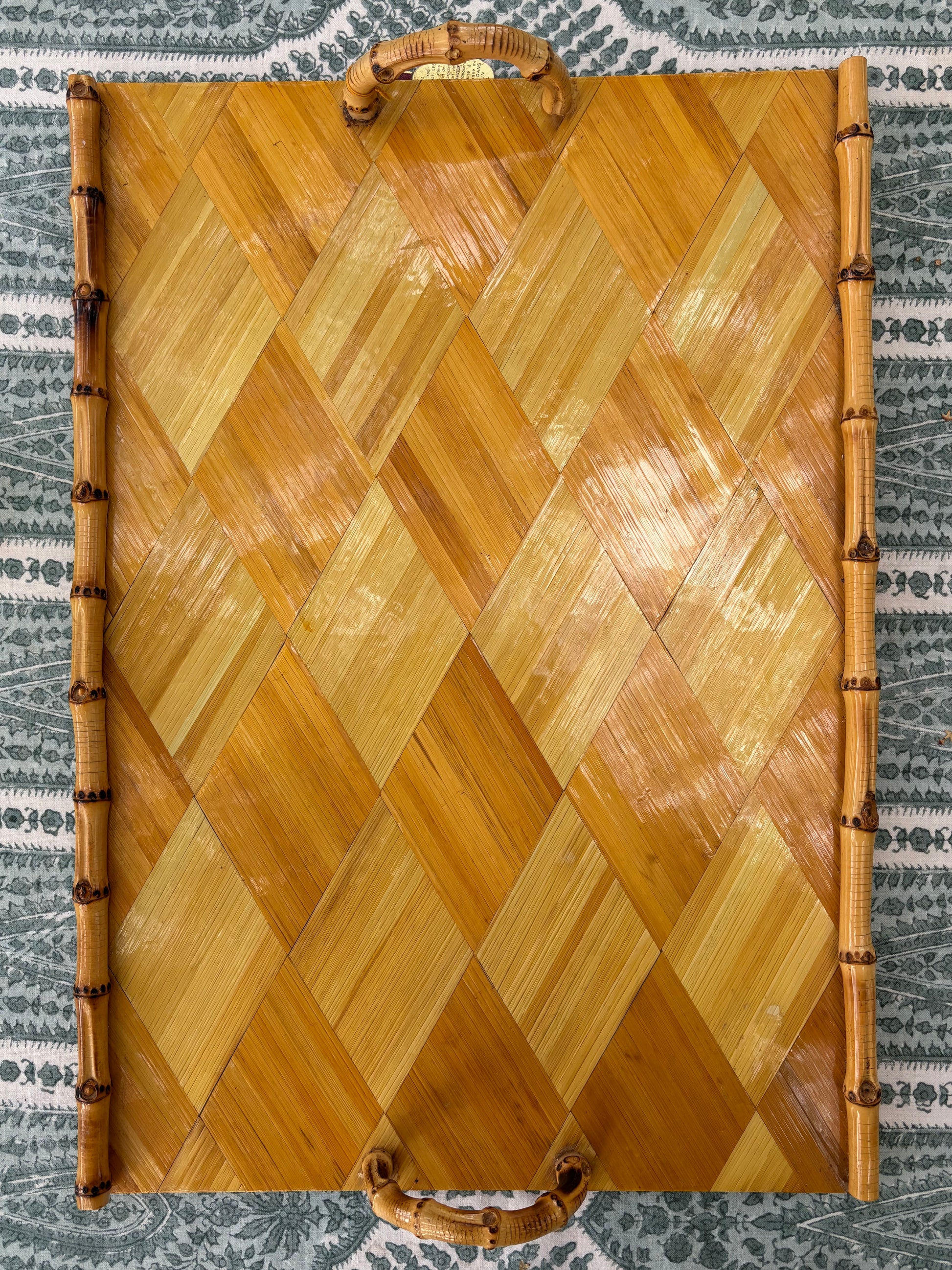 Plateau en marqueterie de paille