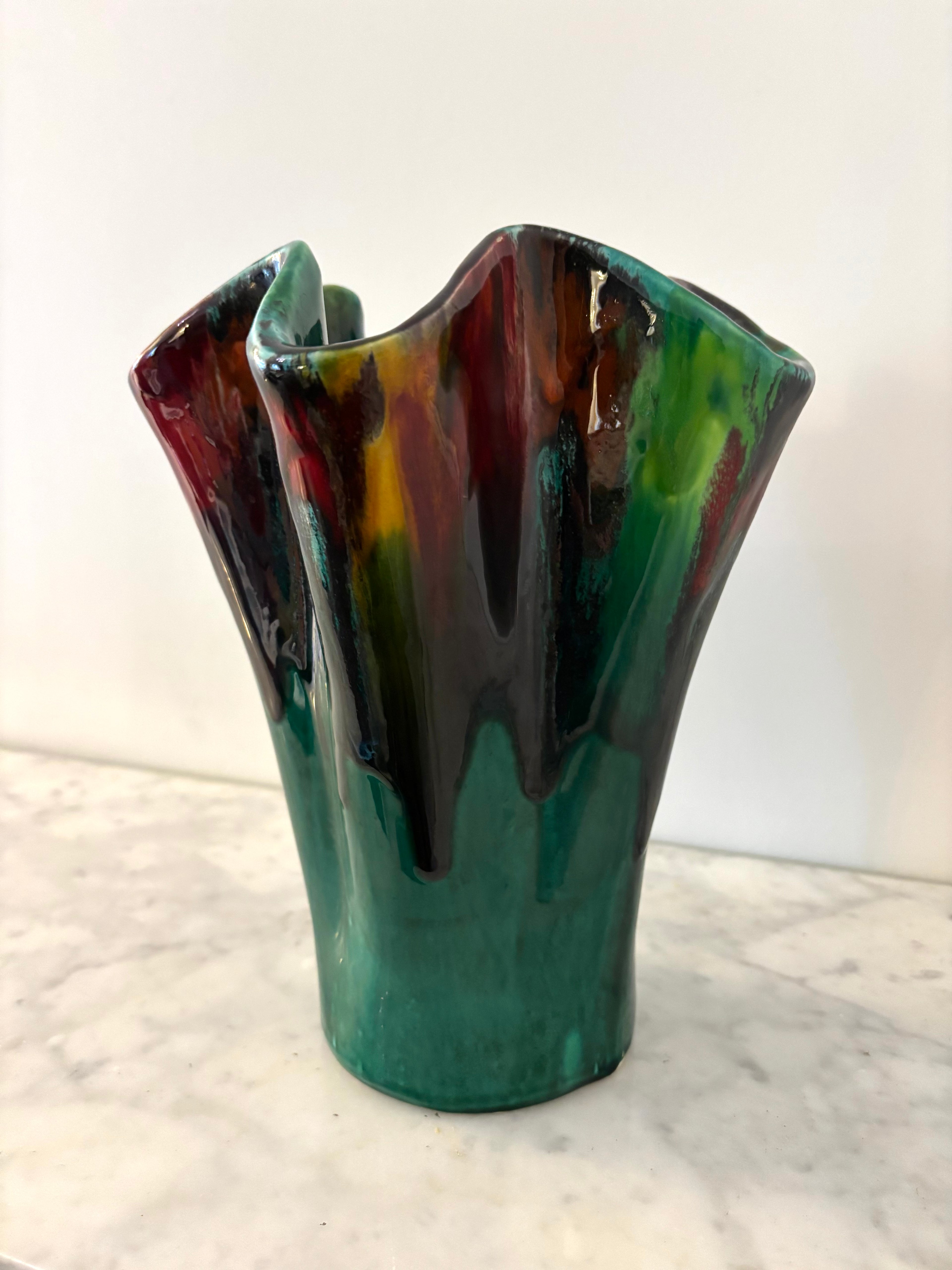 Vallauris, vase mouchoir en céramique émaillée