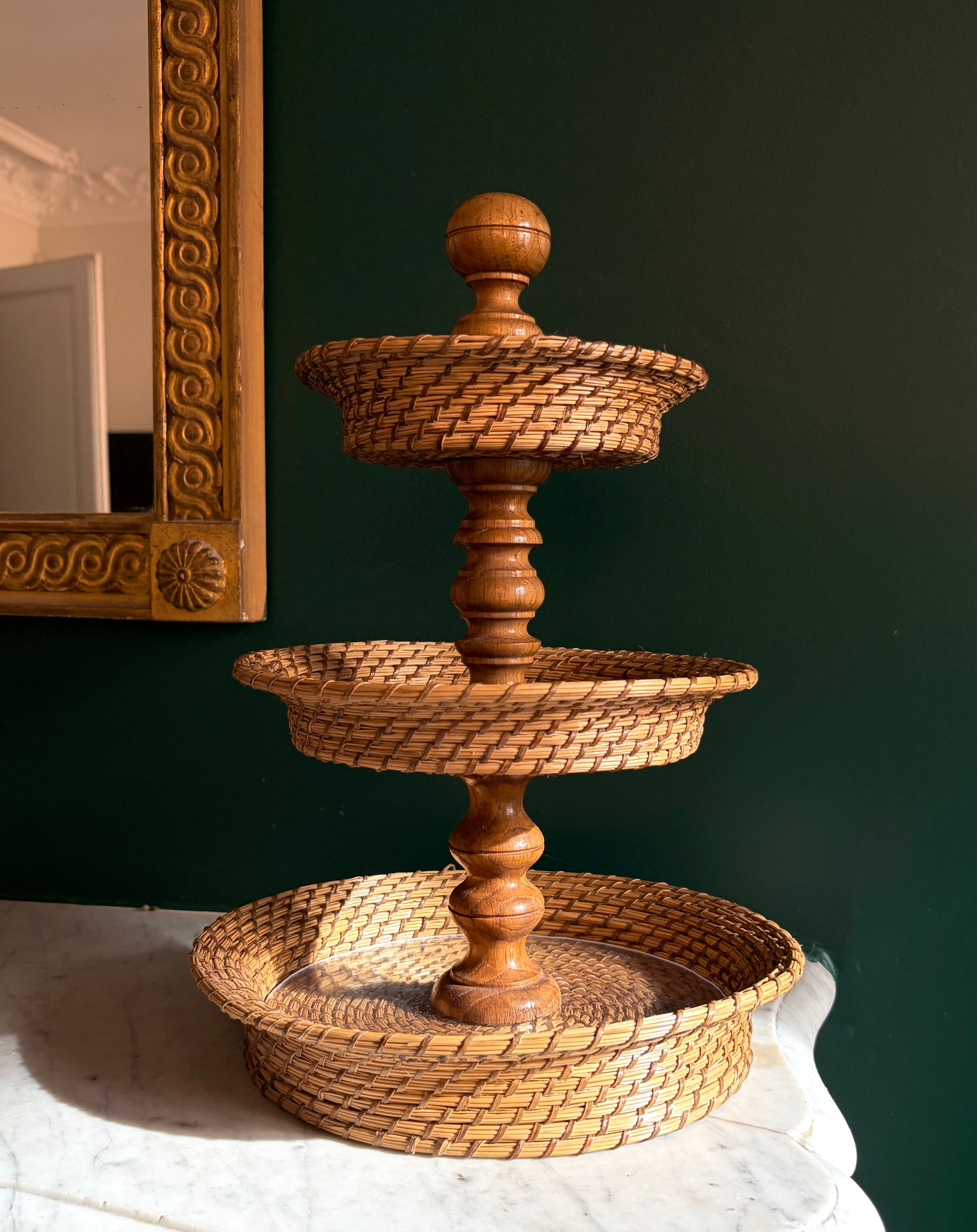 Présentoir à fruits en rotin