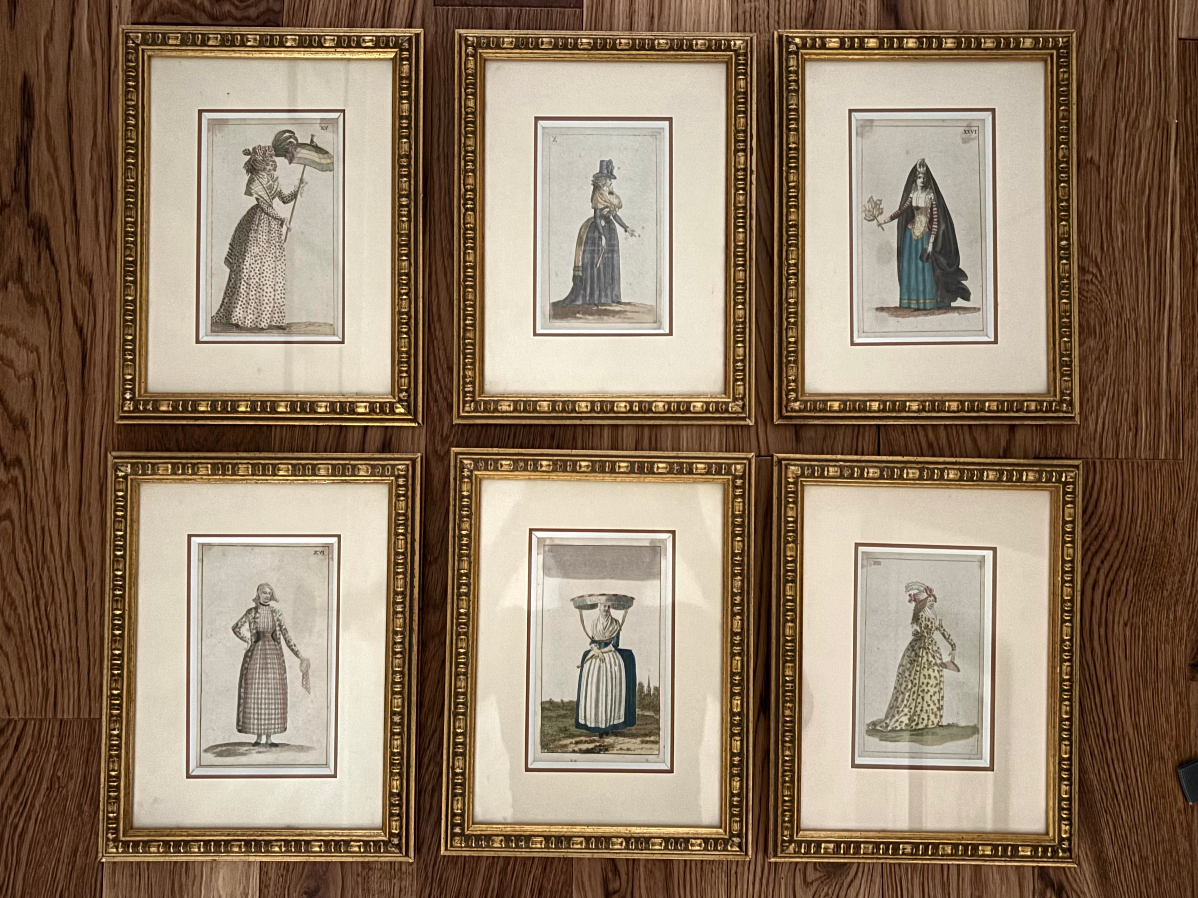 6 gravures encadrées - études de costumes
