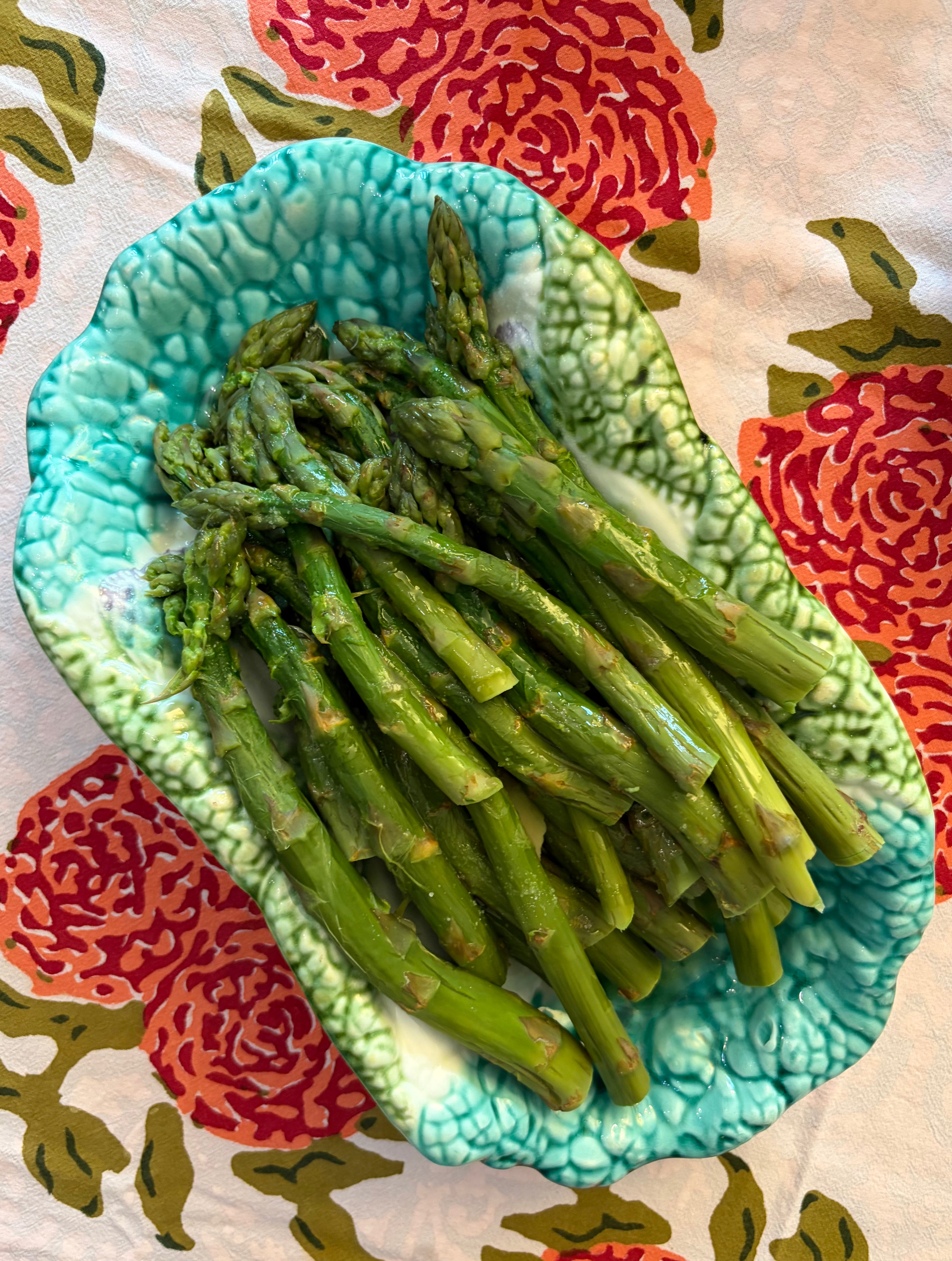 Plat à asperges