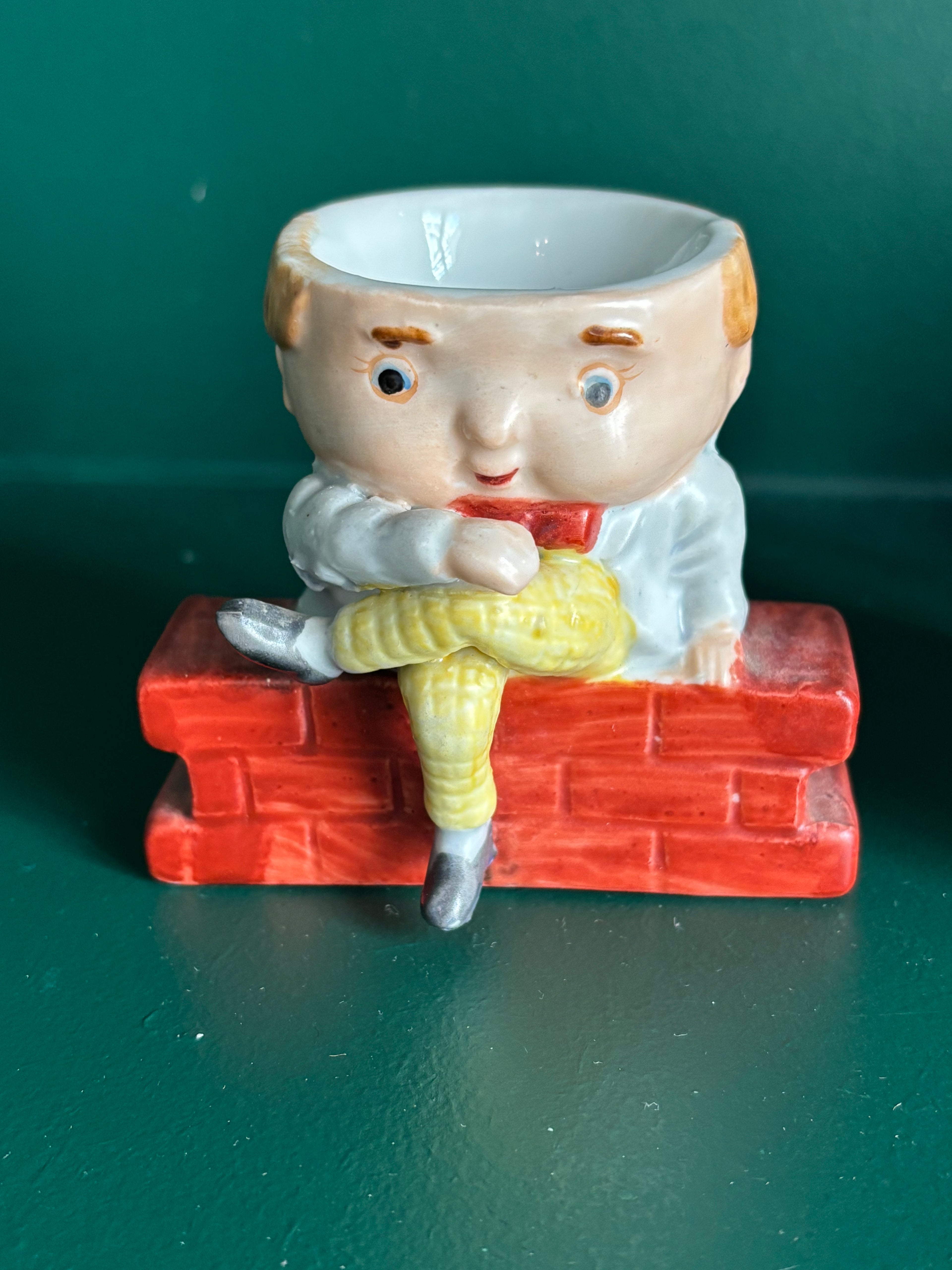 Coquetiers vintage pour enfants