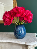 Vase bleu en céramique