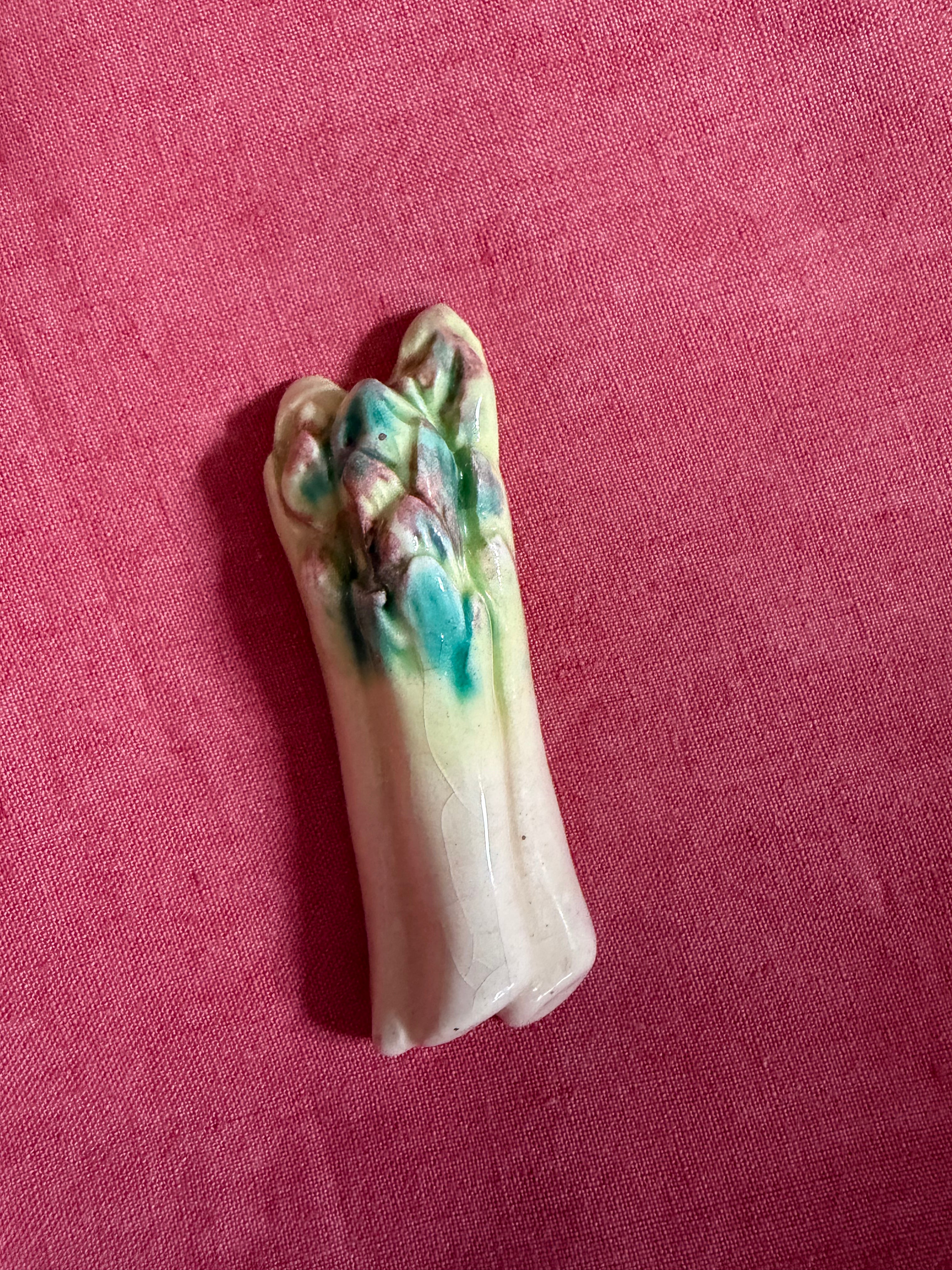 Porte couteaux légumes en barbotine