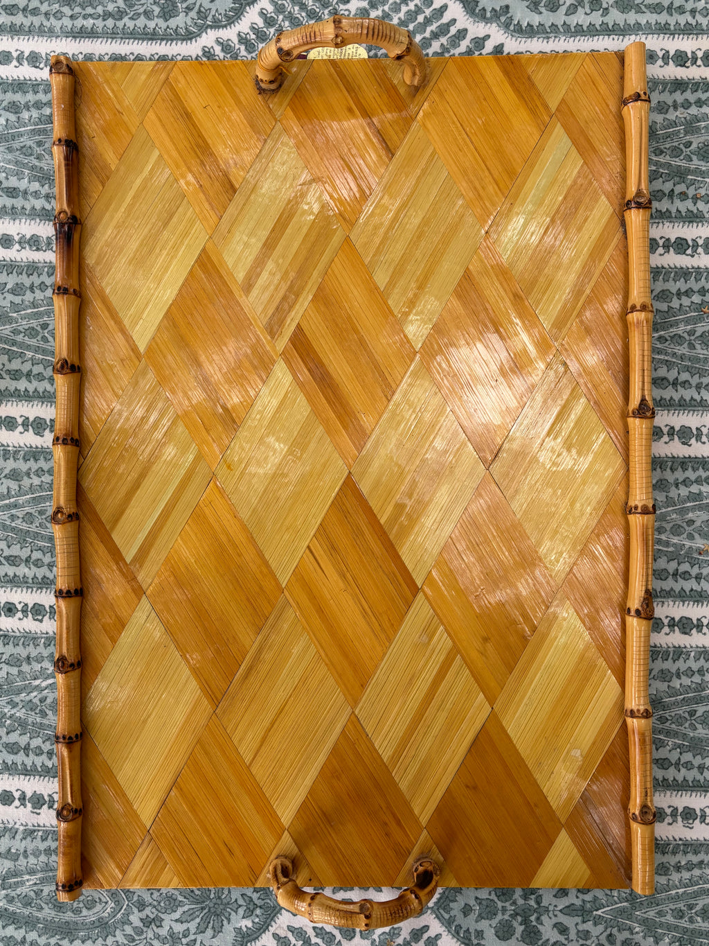 Plateau en marqueterie de paille