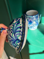Grenade, pot à couvercle en faience