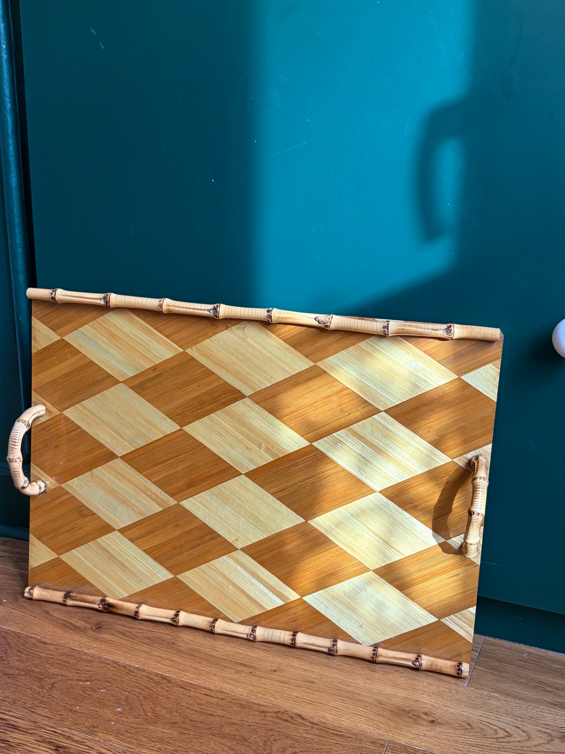 Plateau en marqueterie de paille