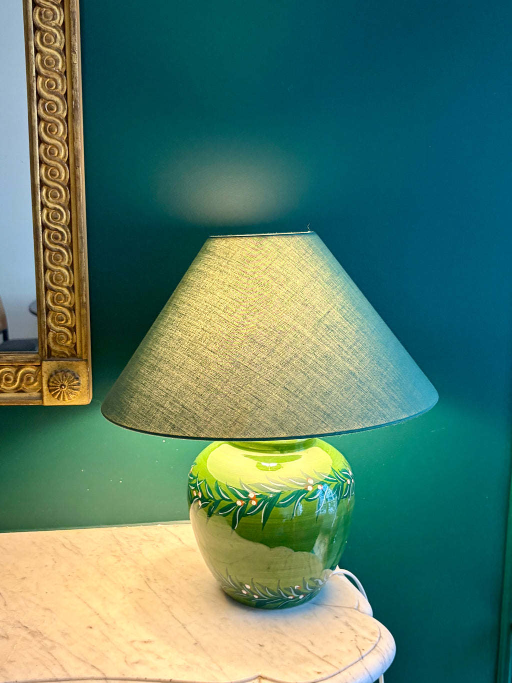 Lampe peinte à la main