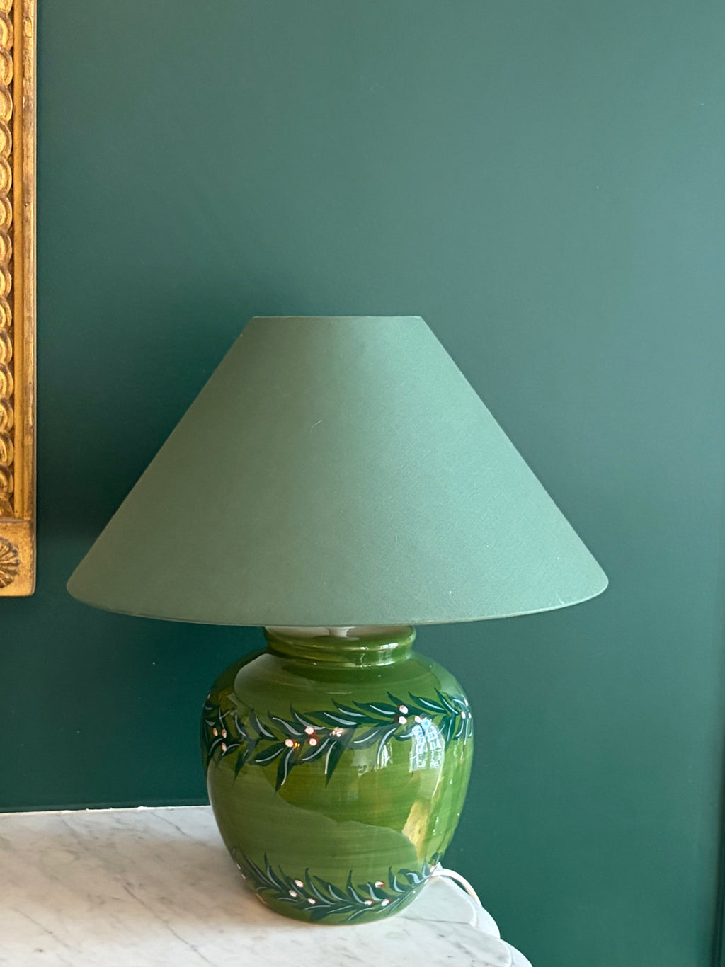 Lampe peinte à la main