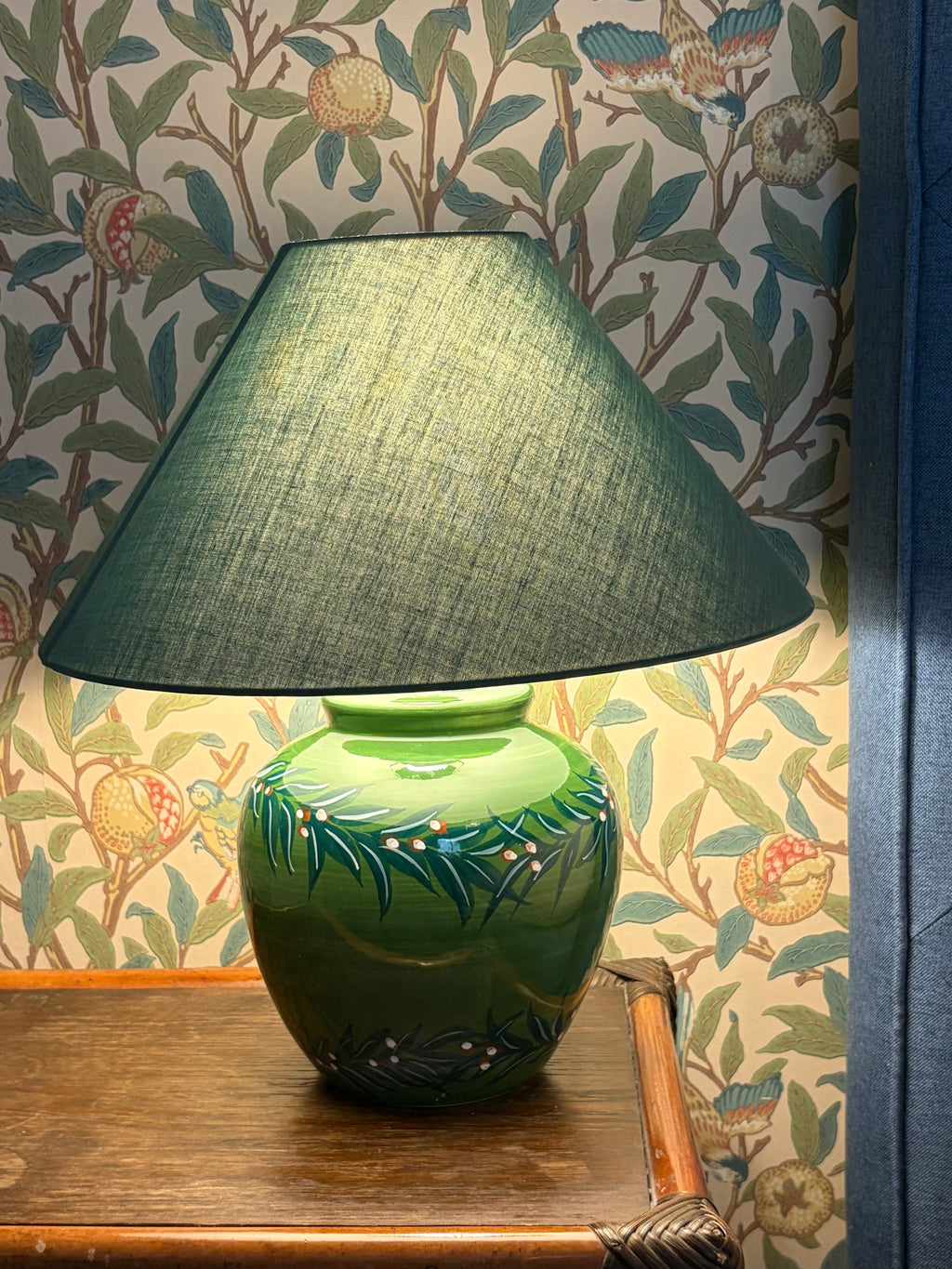 Lampe peinte à la main